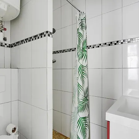 Cmg Place De Clichy / Batignolles باريس